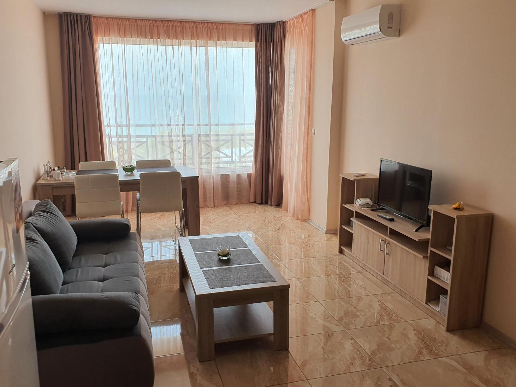 Таня 11 Apartment Pomorie Exterior photo